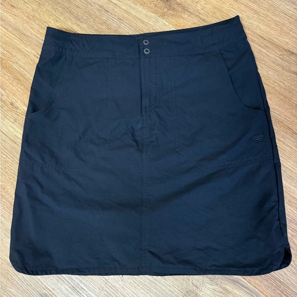Mountain Hardware Outdoor Skirt size 6 - Picture 1 of 3